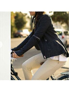 LULULEMON | Ride On Blazer in Black / Fossil